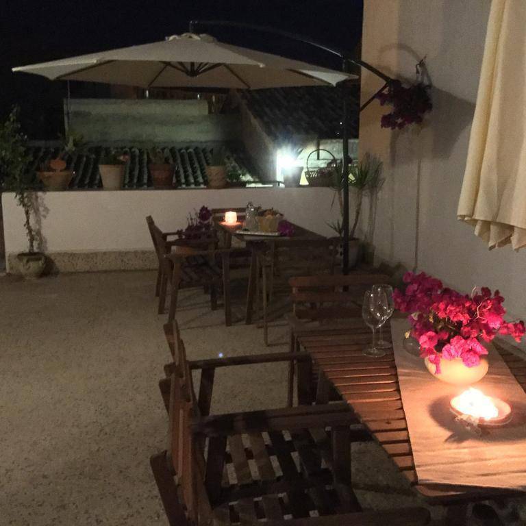 Case Vacanze Le Rose Villa Noto Exterior photo